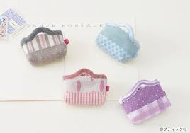 余った布で作ろう かわいいミニチュアのハンドバッグの作り方 ぬくもり はぎれ 初心者さんにおすすめ簡単レシピ ミニチュア ハンドバッグ ドール バッグチャーム 手作り 作り方 ハンドメイド 手芸 nukumore 手作り 小物 バッグ イン バッグ 作り方