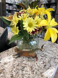 Davis and his staff is an extraordinary group of people and they do a very good good of taking care of animals. Animal Medical Center I 35 3800 E 2nd St Edmond Ok 73034 Usa