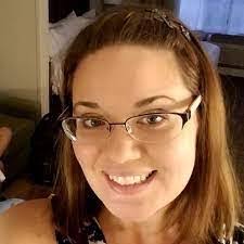 Robin Martindale's Instagram, Twitter & Facebook