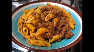 Salsiccia e piselli al sugo. Sugo Di Salsiccia Ricetta Mollica S Youtube