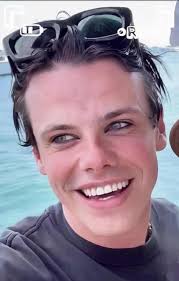 Obsessed and considering ending relationship