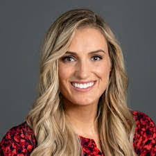 Kellie Stringer's Instagram, Twitter & Facebook