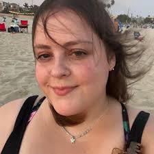 Are there karaoke nights at Brick House?