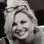 Natalie Dull's Instagram, Twitter & Facebook