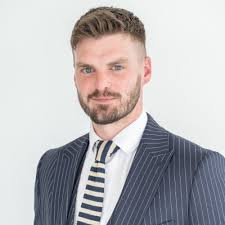 I'm thrilled to share that I've been promoted to Legal Director at DAC  Beachcroft. This milestone means a great deal to me, and I'm incredibly  grateful to my team for their support