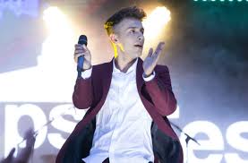 Watch the latest video from jan bendig official (@bendigjan). Sok Superstarista Bendig Ma Pochybneho Snubenca Prostitucia Obchod S Bielym Masom A Neplnoleti Chlapci V Gay Klube