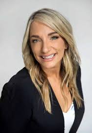 Loren Mccoy's Instagram, Twitter & Facebook