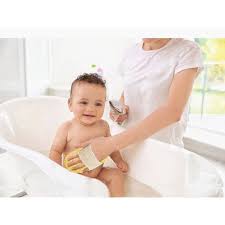 Small children and toddlers like to play with the faucet, drain plug, and knobs, and mommy's helper baby bath gate prevents those little fingers and hands from being hurt during bath time. Babyjem Baby Bath Sponge With Hand Grip Babyjem Jordan Amman Buy Review