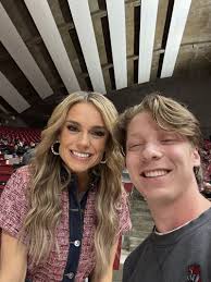 Although we didn't beat Florida, I'd still call tonight a win. I got to  meet yet another one of the people I look up to most, Molly McGrath. She  was so kind