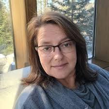 Danielle LeBlanc (@dleblanc72)