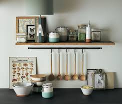 Rangements Pratiques Pour La Cuisine Interieur De Cuisine Cuisines Maison Placard Cuisine