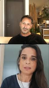 Mujeres emprendedoras. Una linda charla con Karen Scheck en la cual habla  de sus desafíos, sus proyectos, sus miedos, y sus consejos de vida., Karen  es odontóloga ortodoncista y una apasionada del ...