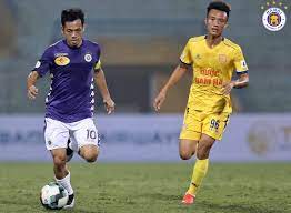 U17 hà nội và u17 hagl được coi là hai đội bóng mạnh nhất của bảng cũng như ứng viên vô địch vô địch giải năm nay, nên cuộc đối đầu giữa hai đội rất đáng để chờ đợi. Ha Ná»™i Fc Khá»Ÿi Ä'áº§u áº¥n TÆ°á»£ng Bao NgÆ°á»i Lao Ä'á»™ng