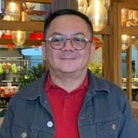 30+ (na) “Ernesto Garcia” profile