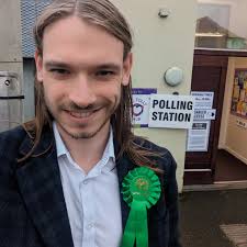 Polling stations open to 10pm, get out and vote green💚
