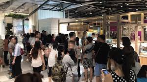 H7n9（英語：influenza a virus subtype h7n9，記作a（h7n9）或h7n9）是一種甲型流感病毒，是禽流感病毒或禽流感病毒的一個亞型，因病毒在禽鳥類的死亡率低，經基因交換後轉移到人類上感染後成為病發期短、重症率與死亡率均相對於. 8 Abrc4yo9acbm