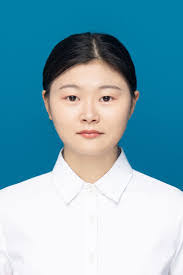 Mia Dadiz's Instagram, Twitter & Facebook