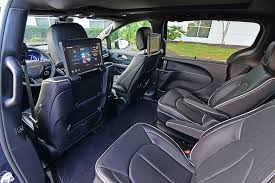 2019 chrysler pacifica hybrid overview. 2019 Chrysler Pacifica Hybrid Limited Second Row Automotive Addicts