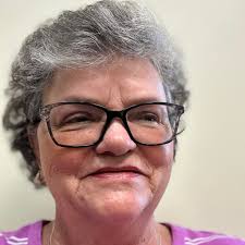 This twin bump has a mind of its own! I'm officially 32 weeks