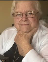 Lorraine Mcallister's Instagram, Twitter & Facebook