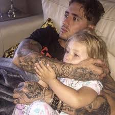 She is also available on tiktok. Stephen Bear Admits He Wants To Have A Baby Next Year After He S Pictured Passionately Snogging Mystery Brunette In A Club Ok Magazine