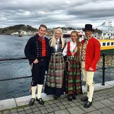 Øvre slottsgate 2b 0157 oslo 22 00 87 00 post@husflid.no orgnr: 62 Bunad Nordmors Ideas Norwegian Design Folk Costume Norwegian