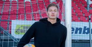 Lars smook fotografie werkt voornamelijk in opdracht van media, bedrijven en instellingen. Mijn Ouders Hebben Gezegd Dat Het Absoluut Geen Reden Is Niet Naar Ajax Te Gaan Voetbalprimeur Nl