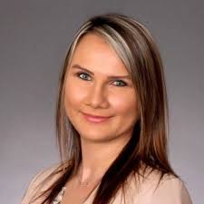 We would like to welcome five new faculty members to the Farley Center!  Expect to see Joyce Anderson, Jeffrey Eschbach, Aneta Gola, Kate Jackson,  and Jennifer Tackett in Farley's entrepreneurship spaces. They