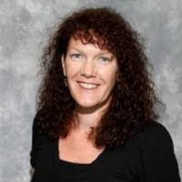 Nancy Bohnert's Instagram, Twitter & Facebook