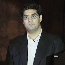Very few know that brother of UTV CEO, Kunal Roy Kapur who started his  career as a Child artist is a college drop-out