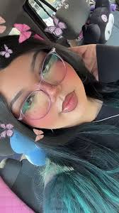 @mialovesmemes's video Tweet