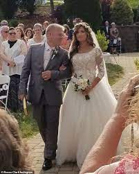 Bringing Up Bates Star Carlin Bates 21 Marries Evan Stewart 24 Josie Bates Carlin Bates Wedding Dresses
