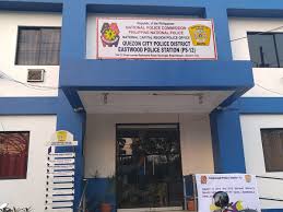 Police station 3 quezon city. Tatlo Ang Nasugatan Sa Barilan Ng 2 Pulis Sa Loob Ng Qcpd Station 12 Via Glenjuego Dzbb Super Radyo Scoopnest