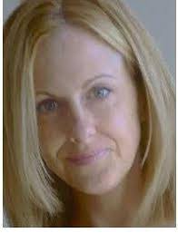 Roxanne Craft's Instagram, Twitter & Facebook