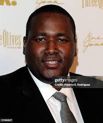 2,485 Aaron Rodriguez Photos & High Res Pictures