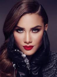 Quién causa tanta alegría? ¡Tu gloria, tu gloria, gosozo este día o dulce  Patrona publica mi voz, oh dulce patrona publica mi voz! 😍😍 Sheynnis de  Nicaragua, Nicaragua de Sheynnis 🇳🇮✨️🙏🏽