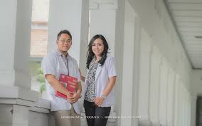 Check spelling or type a new query. Foto Prewedding Dokter Lukihermanto Fotografix