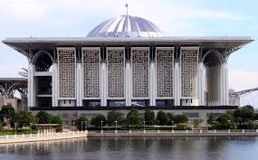 Uniqueness of this attraction tuanku mizan mosque is located in putrajaya precinct 3, opposite the palace of justice. Tuanku Mizan Zainal Abidin Mosque Iron Mosque Butrajaya Malaysia Putrajaya Masjid Mosque