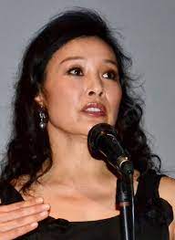Dan pada akhir nya mereka yang memandang. Joan Chen Wikipedia