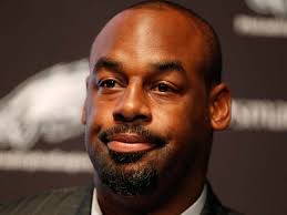 Cuse me? Donovan McNabb peeved that university unretired No. 44