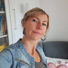 Lorena Holland (@lolaswelt.de) • Threads, Say more