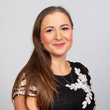 Book an appointment with Michelle