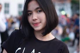 Tutorial croissant rambut pendek ala pramugari. Yuk Tiru Gaya Rambut Bob Mantan Personel Blink Ashilla Zahrantiara Bikin Makin Kece Loh