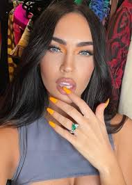 Megan Fox Bronde Fringe: Megan Fox New Haircut