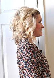 30 Medium Length Hairstyles Visit My Channel For More Other Medium Hairstyle Hair Styles Thick Wavy Hair Long Hair Styles
