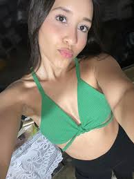 Hi everyone, I'm Aida , I'm 22. I moved to San Diego 6 months ago. I'm  looking for friends to hang out with. It's been really difficult find  friends here! I love