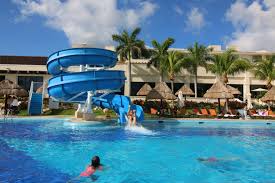 Live entertainment by ricky martin, famous stars. Moon Palace Golf Spa Resort Cancun Review It S A Lovely Life