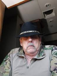 I have just been informed of the passing of CLIFFORD WAYNE CRENSHAW, HHS  1969 and USMC & AIR FORCE Veteran. Wayne passed yesterday 10/28/18. Plans  are incomplete.