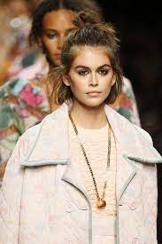 topknot hairstyle inspiration kaia gerber hair inspiration hairstyle thin hair styles for women