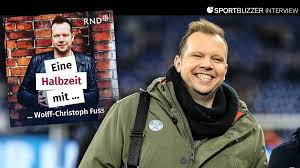 If the talent doesn't respond you'll always get your money back. Sky Kommentator Wolff Fuss Uber Seinen Podcast Eine Halbzeit Mit Tabuthemen Und Selbstreflexion Sportbuzzer De